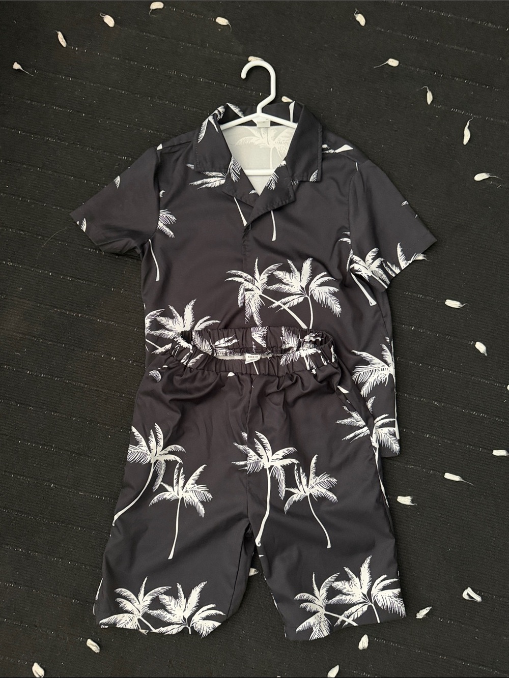 SHEIN Black Palm-Print Kids Set